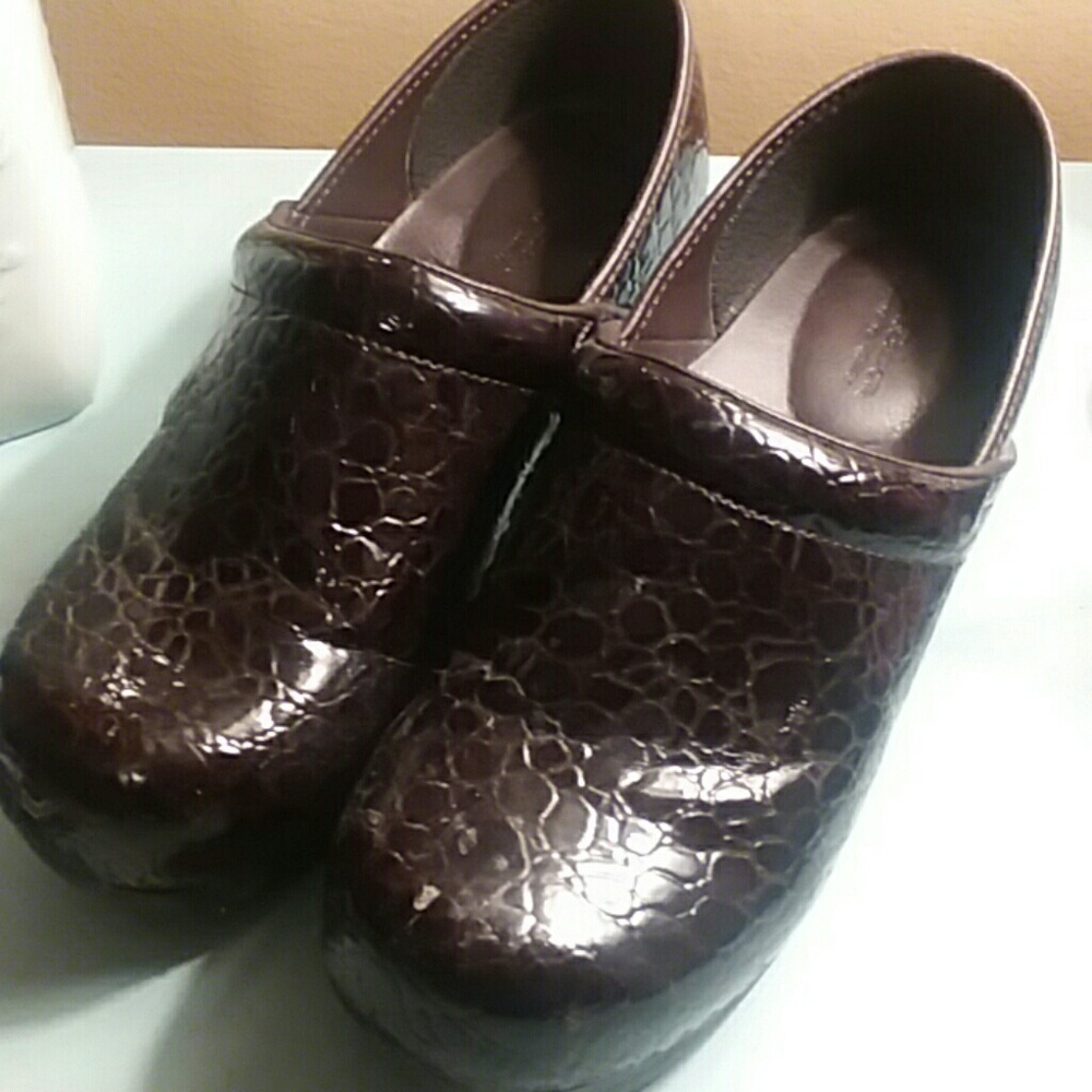 Brown clogs